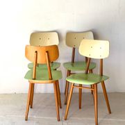 Chaises de salle à manger par TON, ensemble de 4