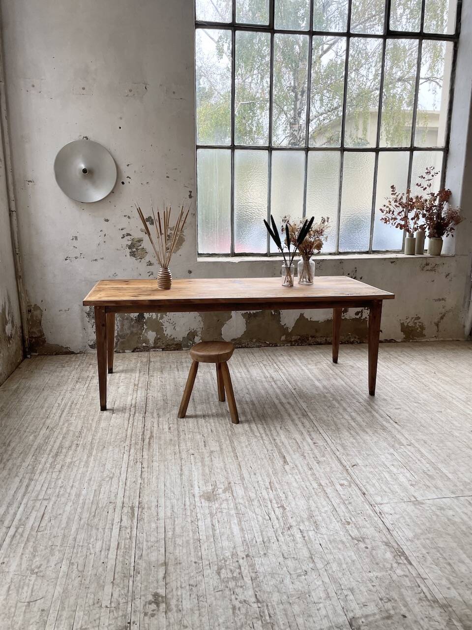 Farmhouse table with spindle legs 2m