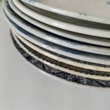 8 ironstone plates from the 19th century in blue camaïeu, mixed manufacturers.