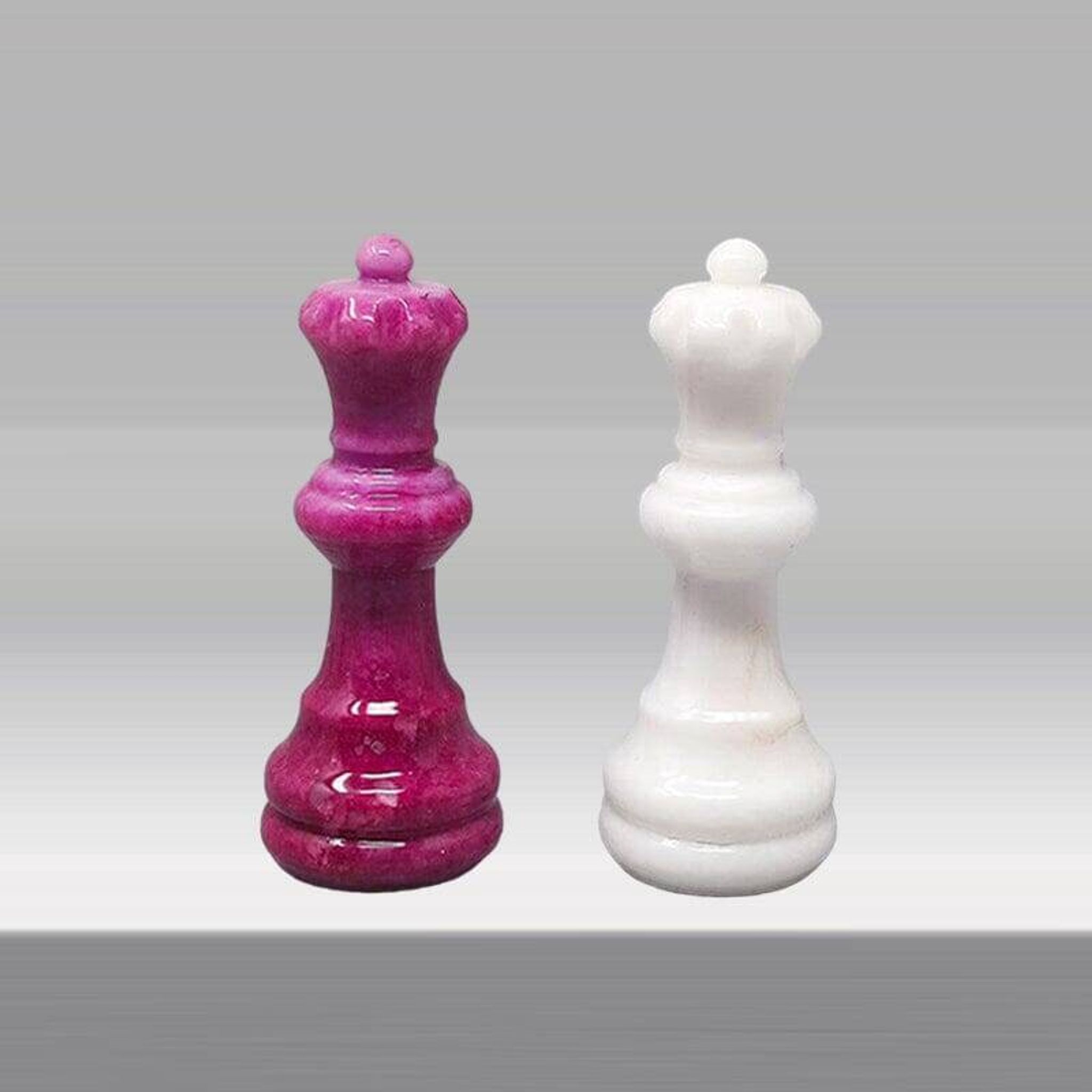 1970s Stunning Pink and White Chess Set in Volterra Alabaster Handmade Made in Italy