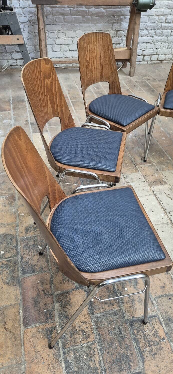 Baumann Manhattan Chair