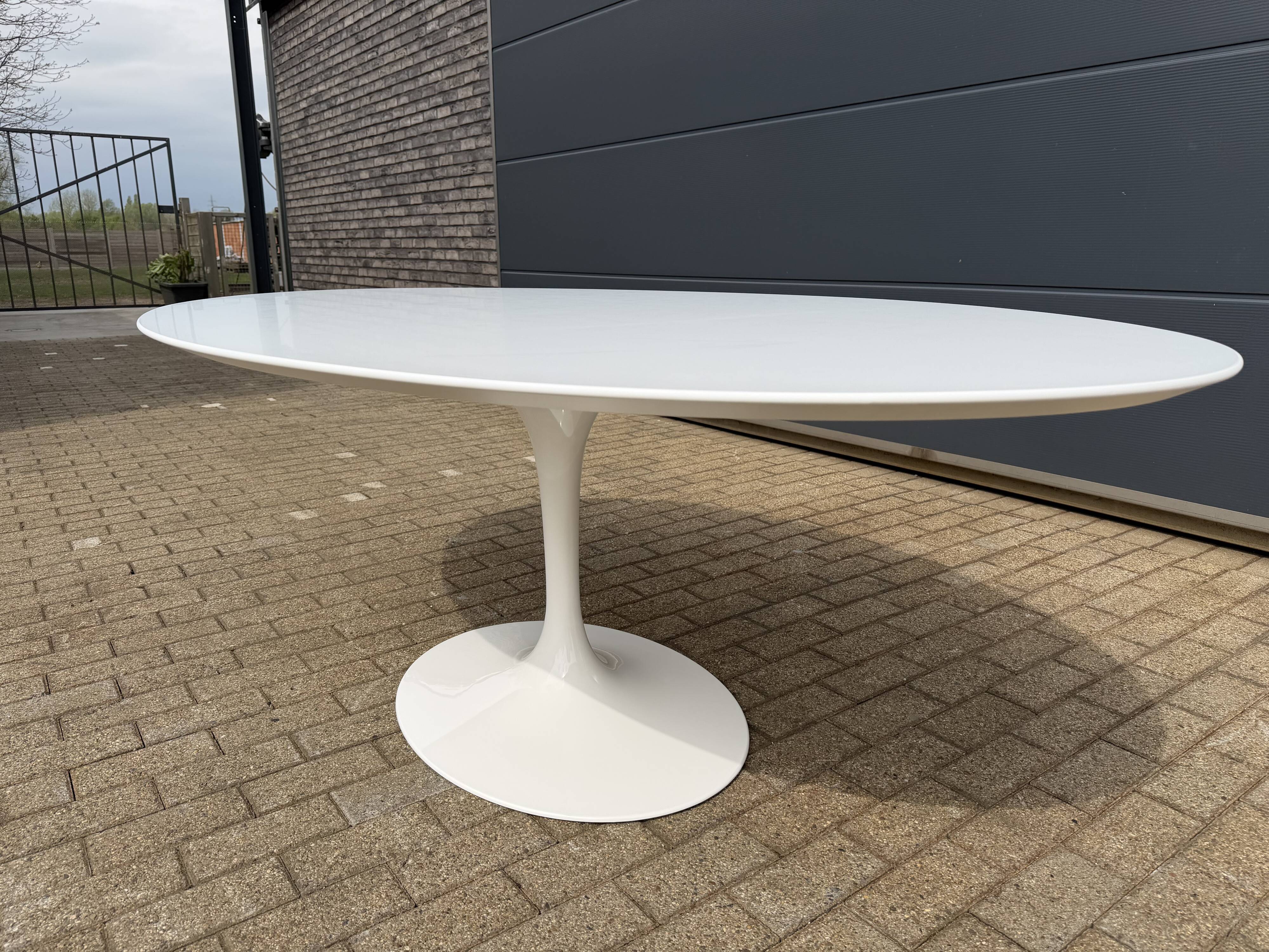 Original oval Tulip Knoll table 198cm white laminate, NEW in the box.