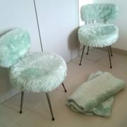 Paire de fauteuils moumoute type