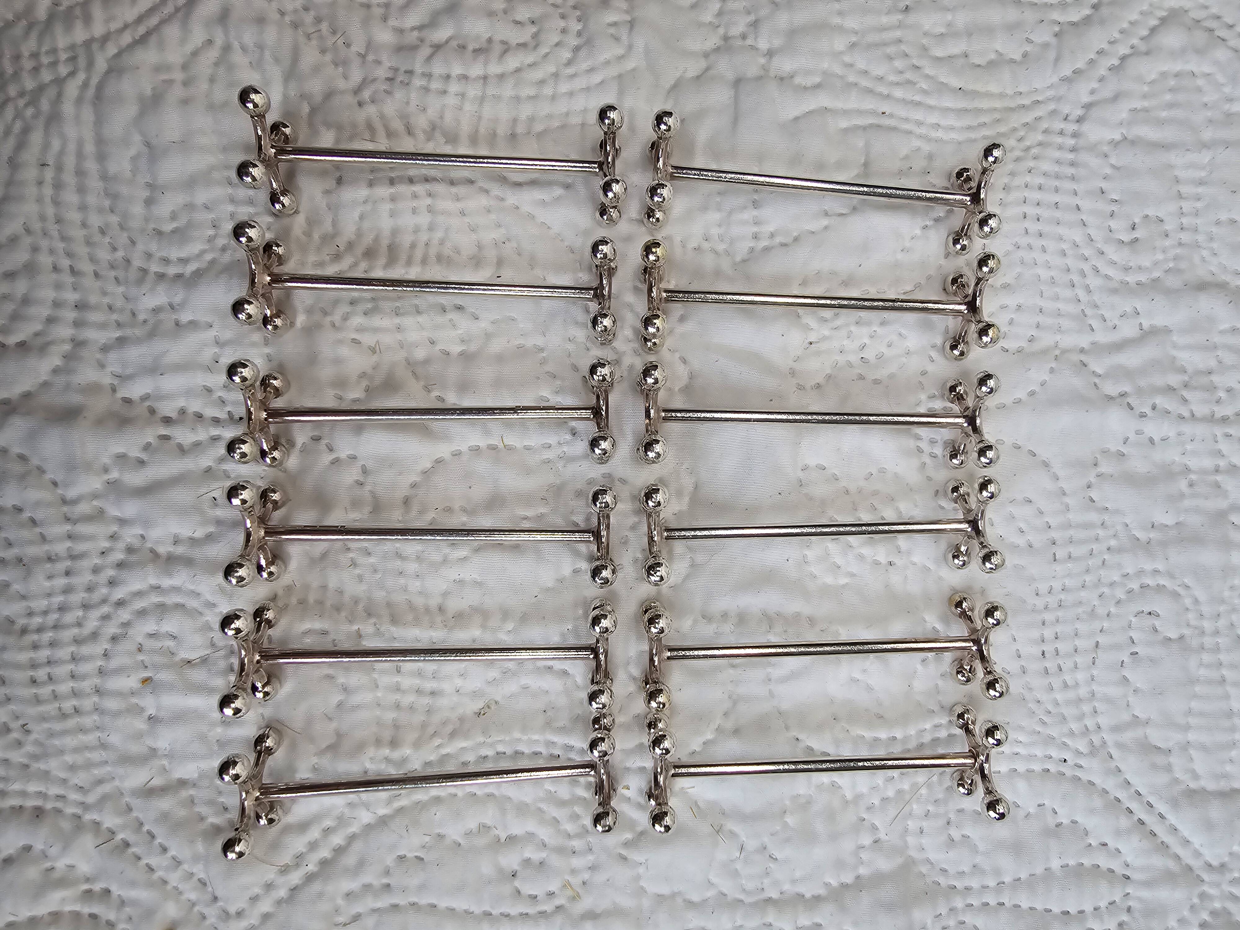 Christofle knife holder (12) in silver-plated metal, Perle model