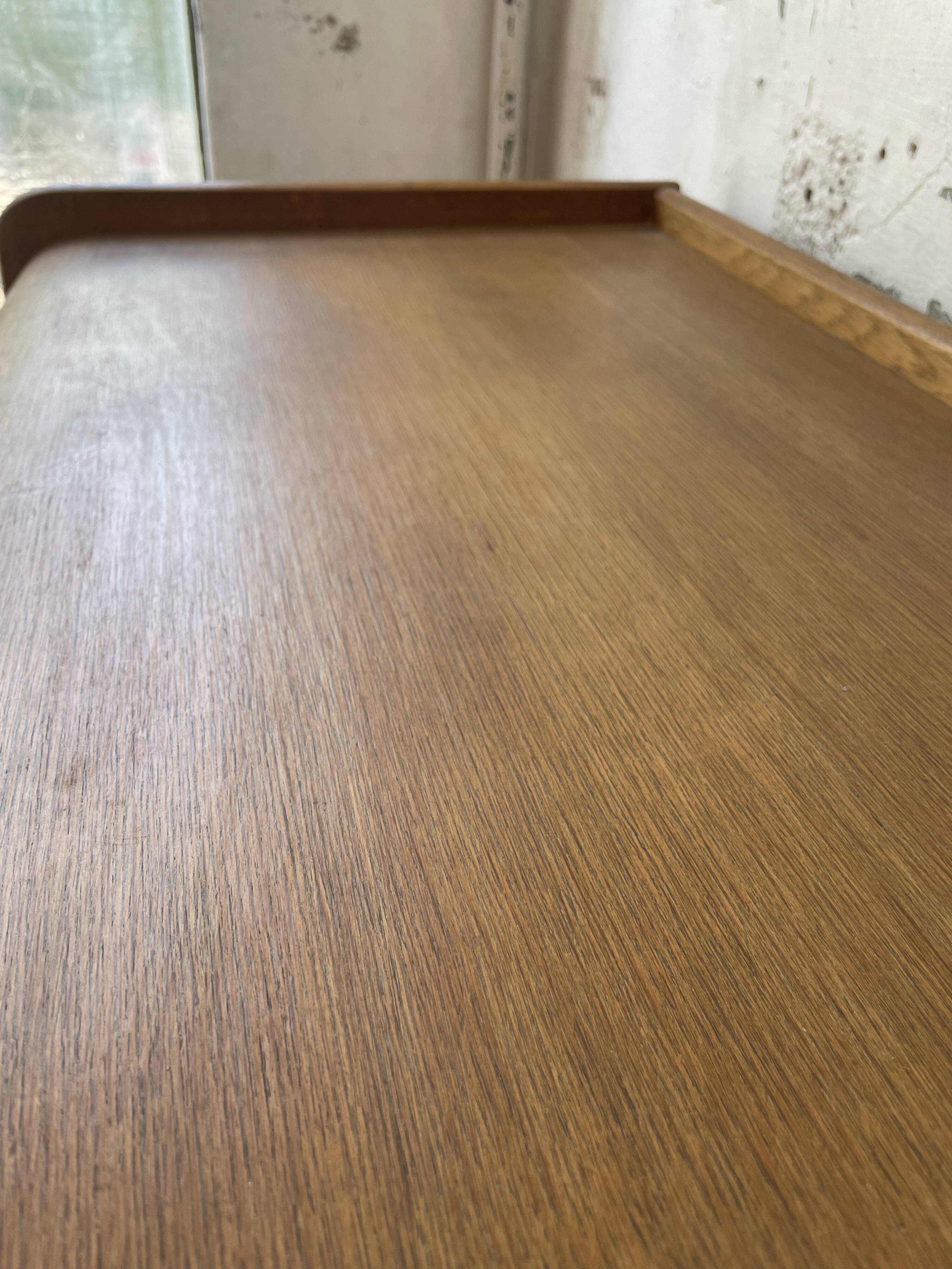 Meuble de rangement secrétaire chêne années 60