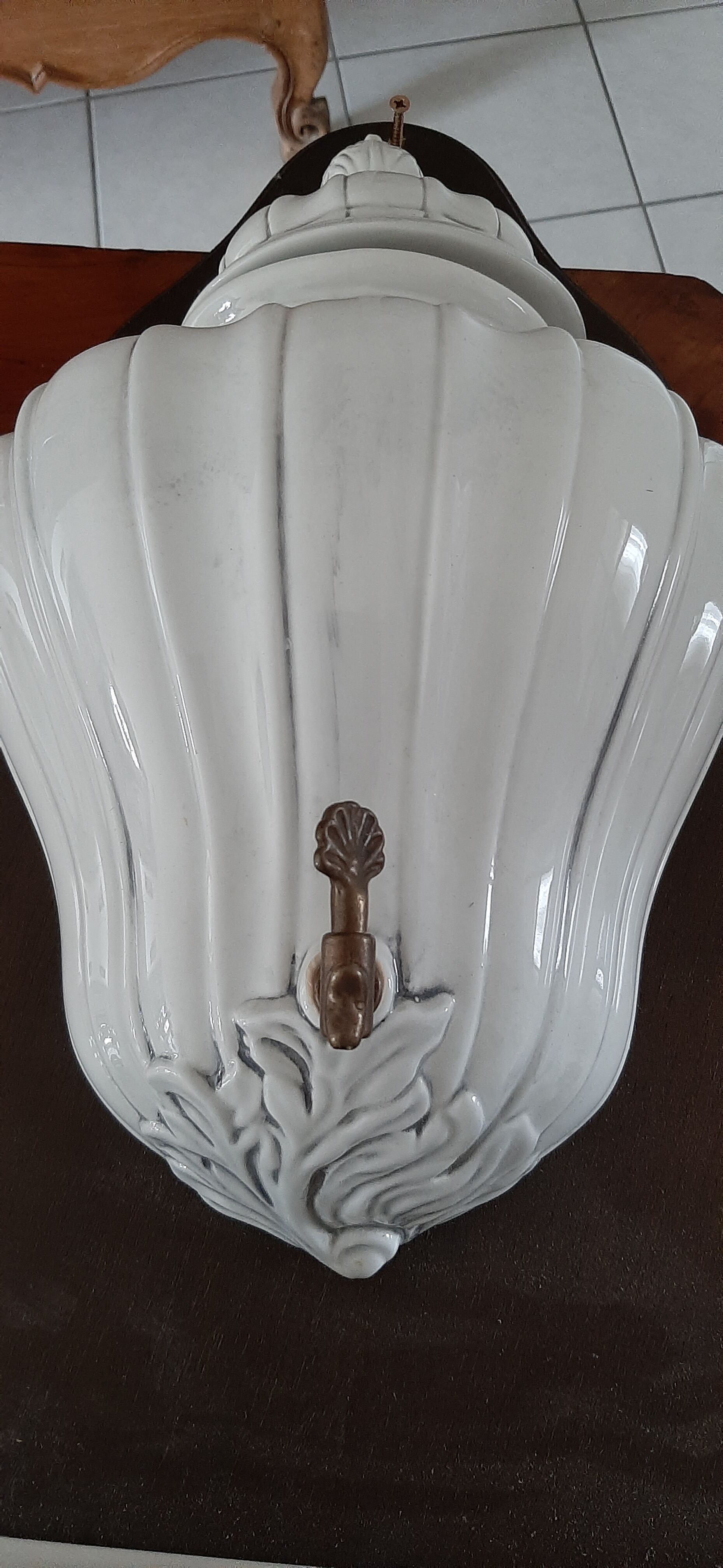 Earthenware fountain