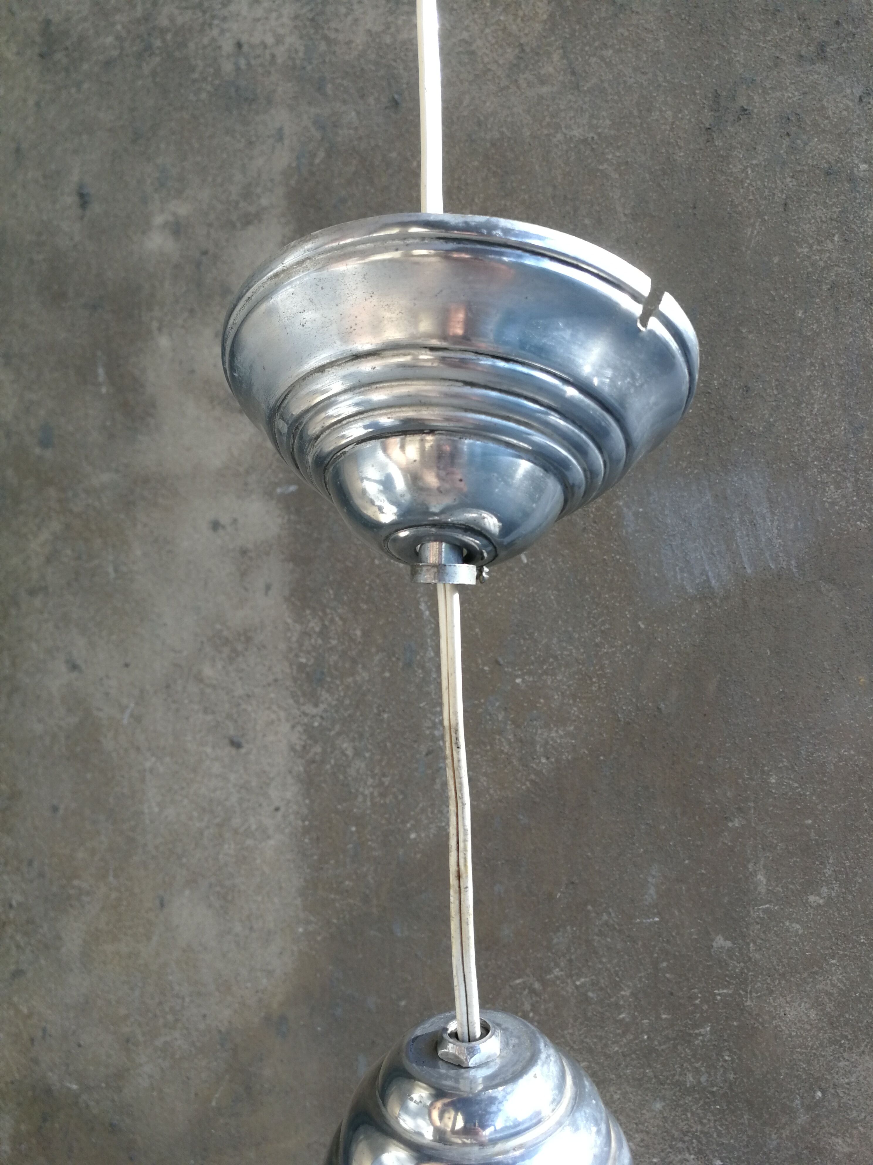 Opaline light hanging lamp with pulley