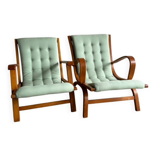 Ensemble de 2 fauteuils vintage en velours vert menthe avec cadres en bois miel.