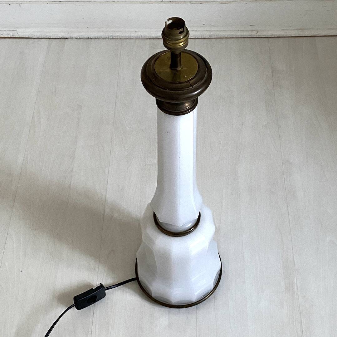 Pied de lampe en opaline et laiton 1900