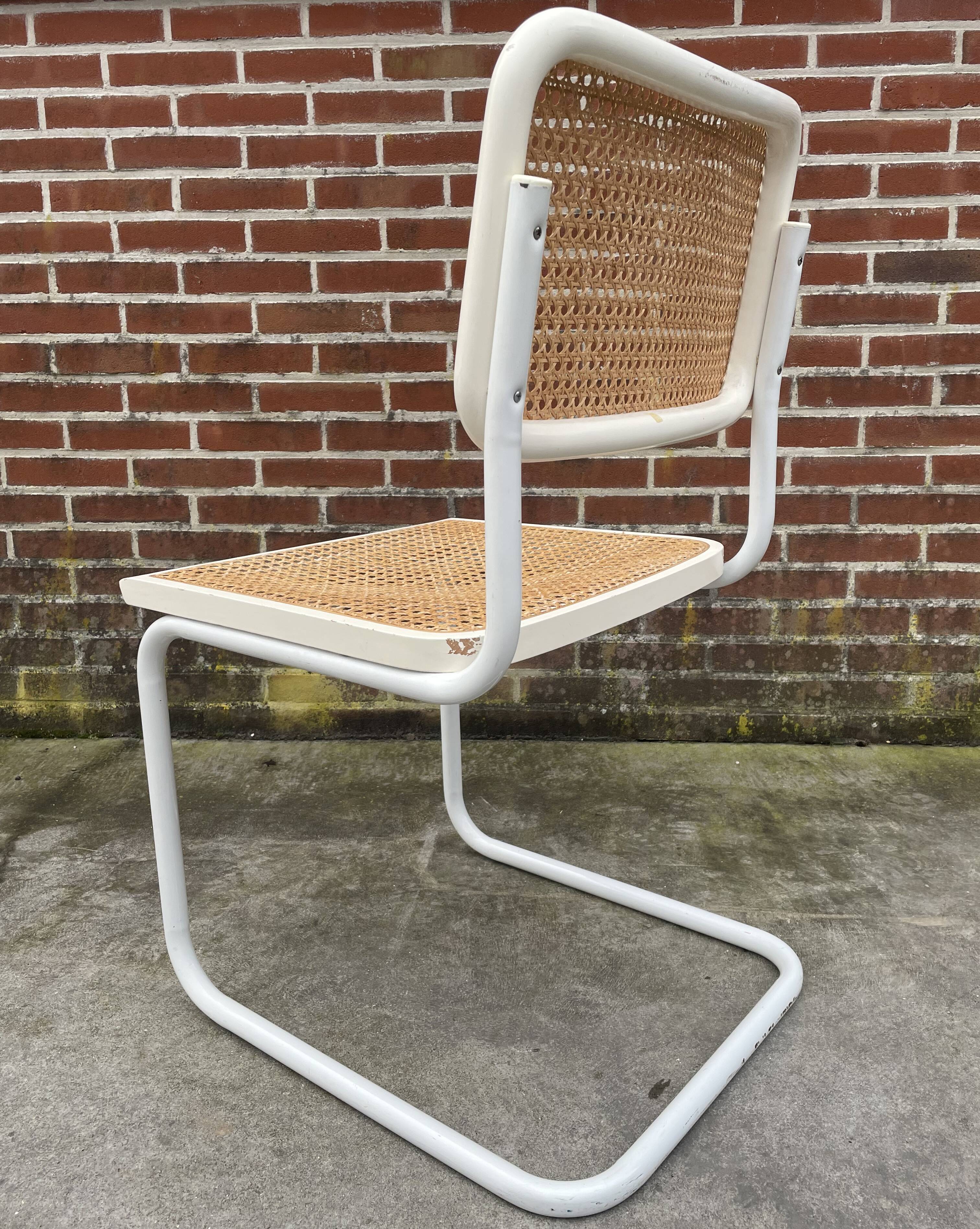 Cesca chair b32 model in white design