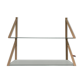 Wall shelves in reinforced glass and leather strap