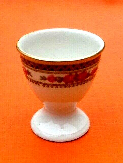1930s Egg cup on porcelain pedestal