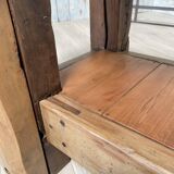 Solid wood carpenter's workbench