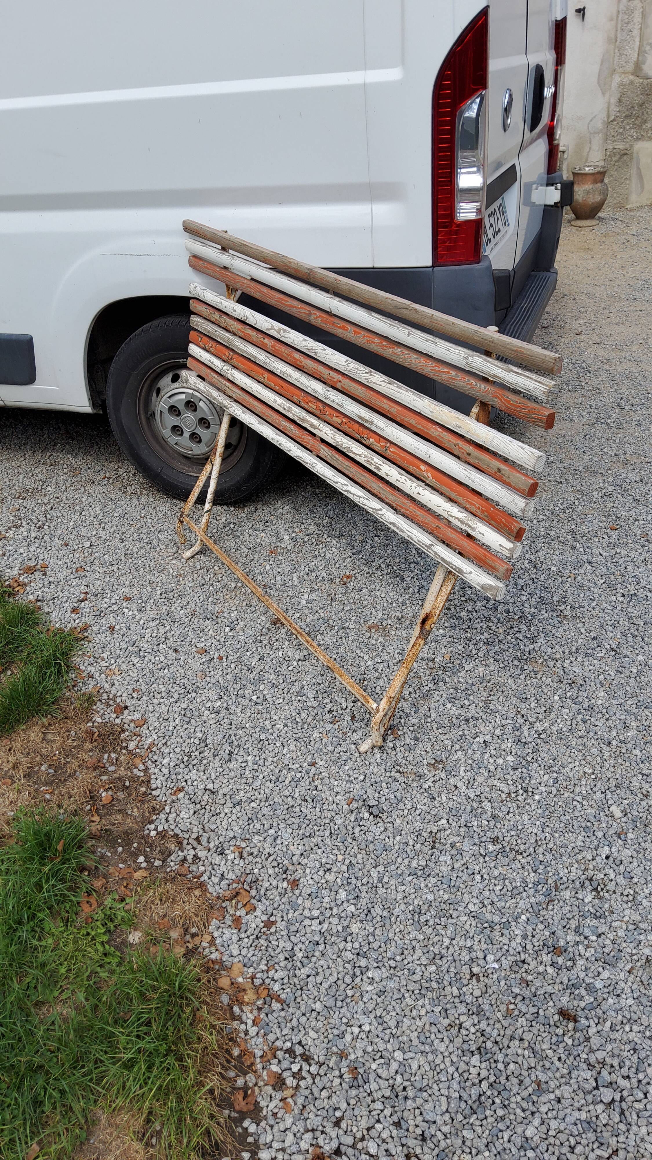 Garden bench with folding wooden slats base tubes from the 50s