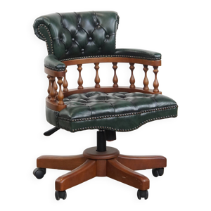 Chaise bureau Chesterfield vert foncé en cuir vachette sur roulettes