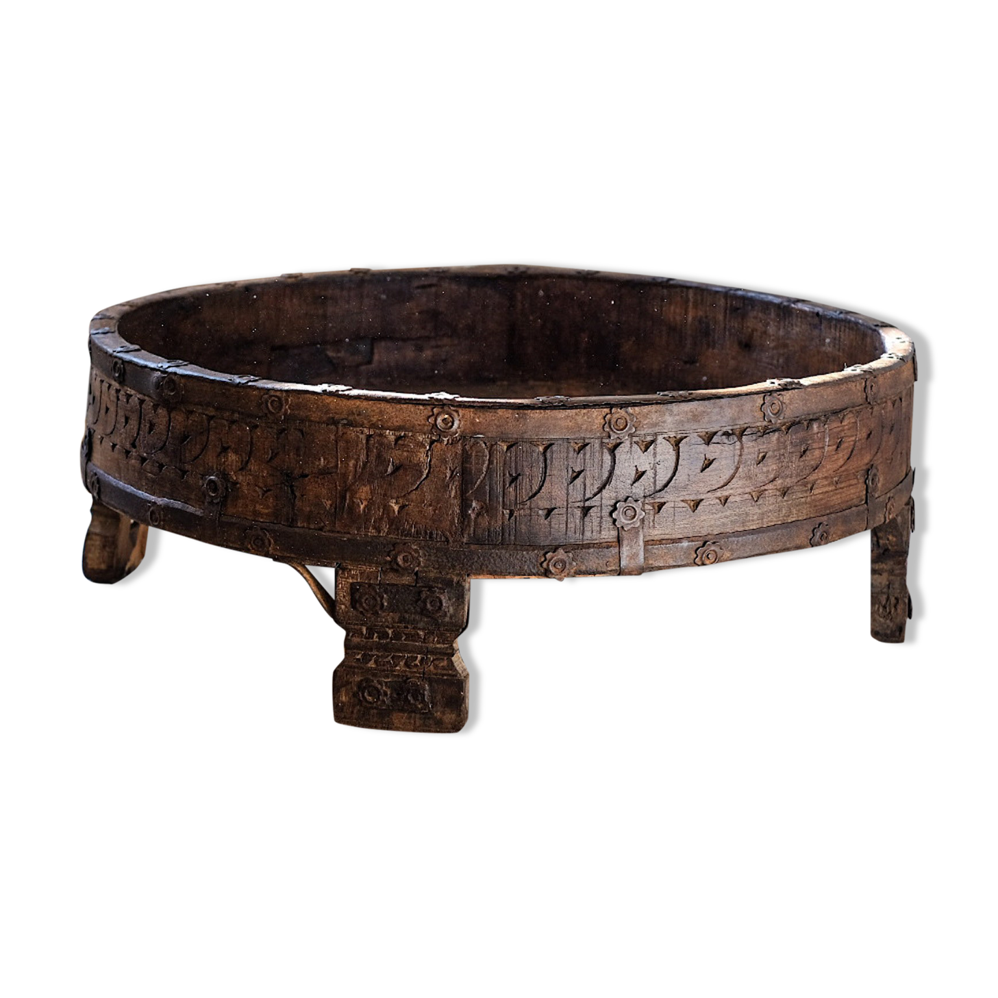 Chakki old coffee table