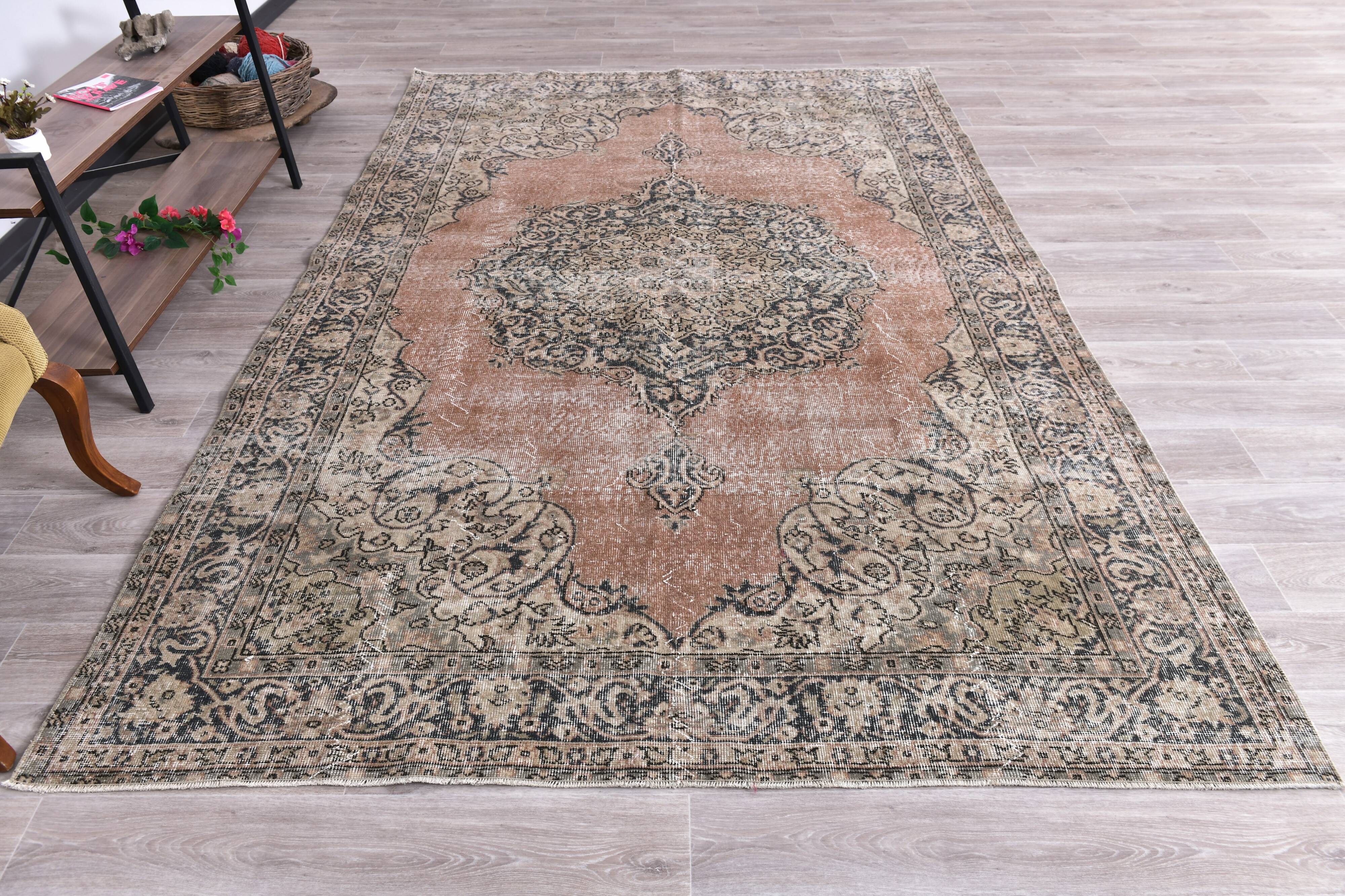 57s Red & Navy Blue Persian Rug 205x307Cm