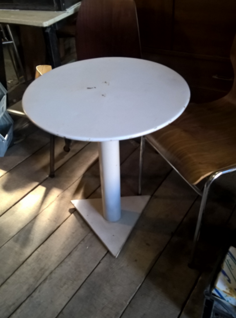 Table ronde bistrot / guéridon acier gris