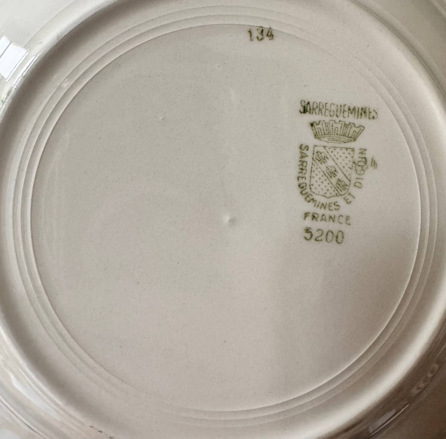 Set of 7 Digoin Sarreguemines earthenware soup plates