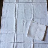 A batch of 2 White Checkered Napkins Monograms M M