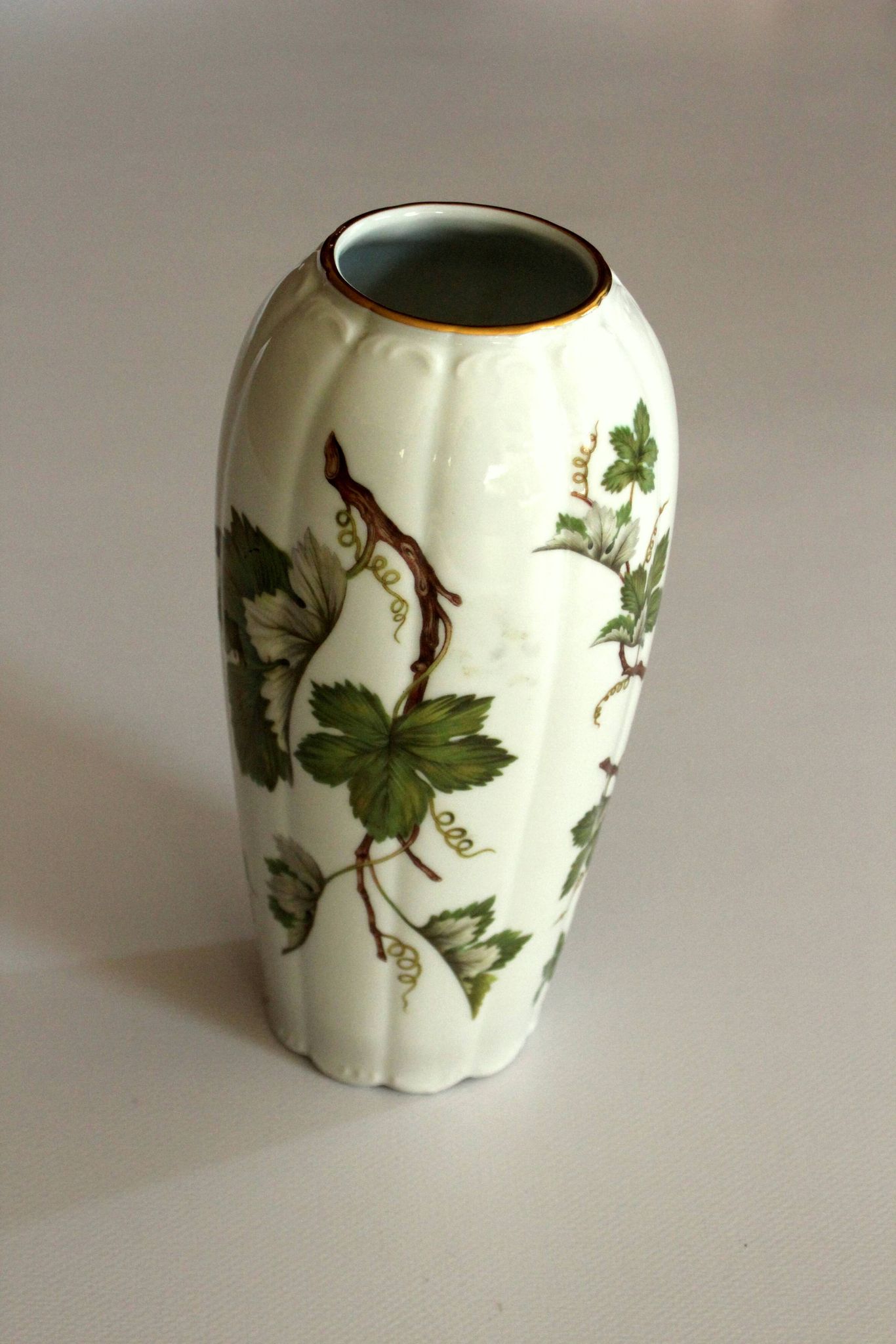 Royal Bavaria KPM porcelain vase - marked 1060/20 - Vintage