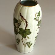 Royal Bavaria KPM porcelain vase - marked 1060/20 - Vintage