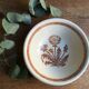 Plat creux motif chardons