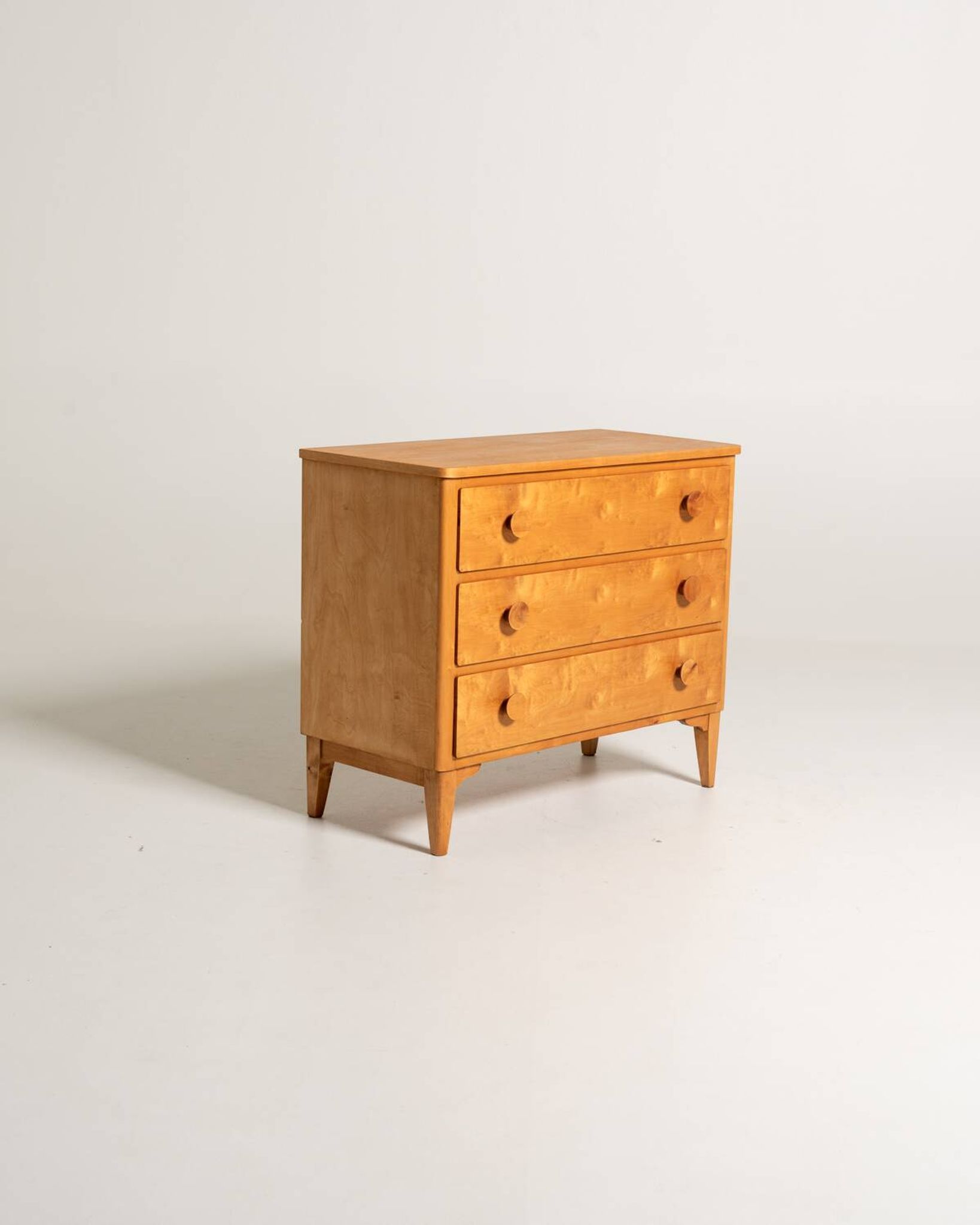 Commode en bouleau suédois, années 1940/50.