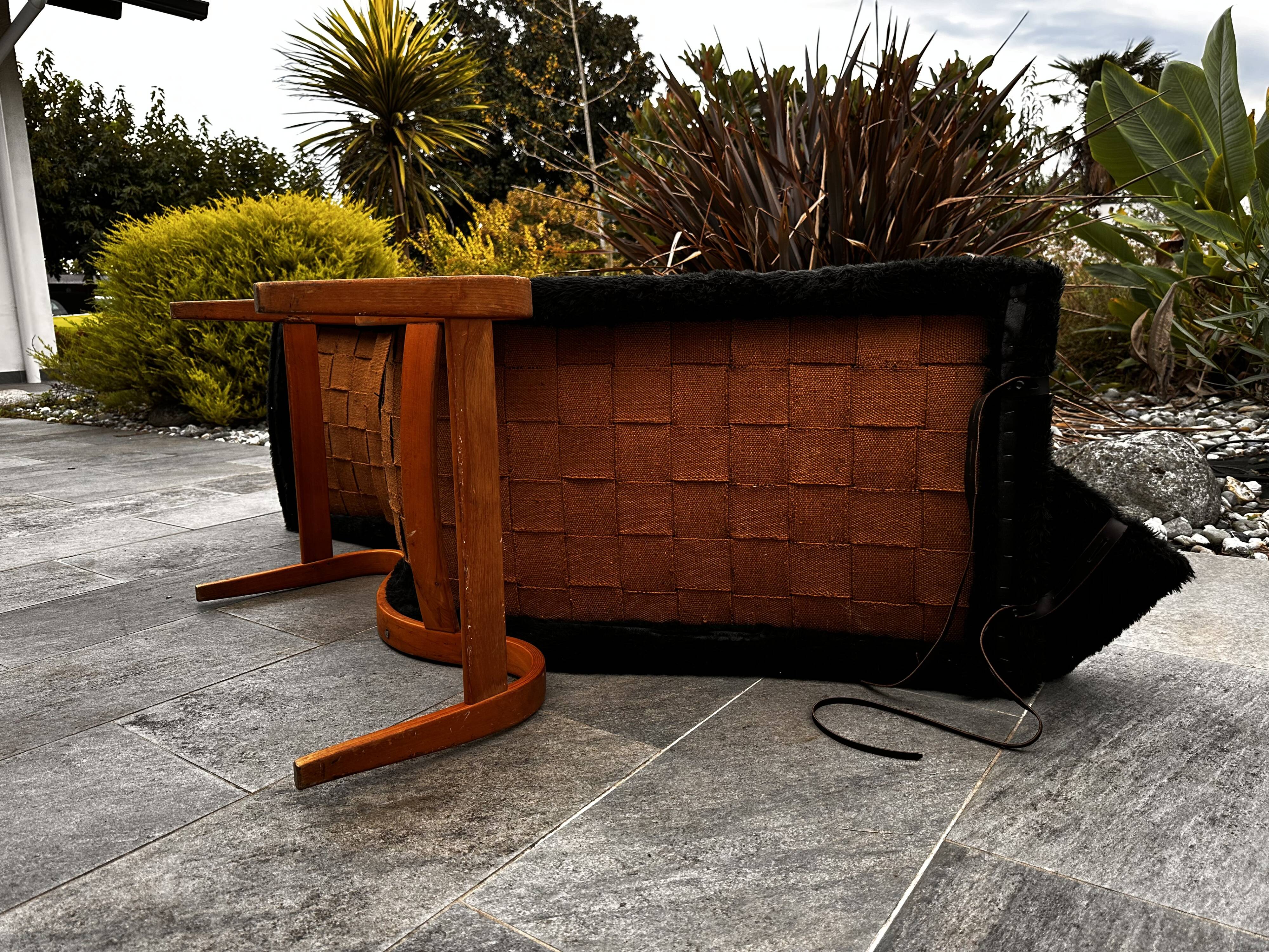 Model 36 lounge chair called "Pernilla" by Bruno Mathsson