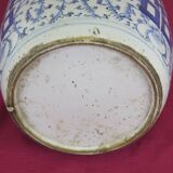 Vintage ceramic vase from China hand painted white blue wooden lid CM2