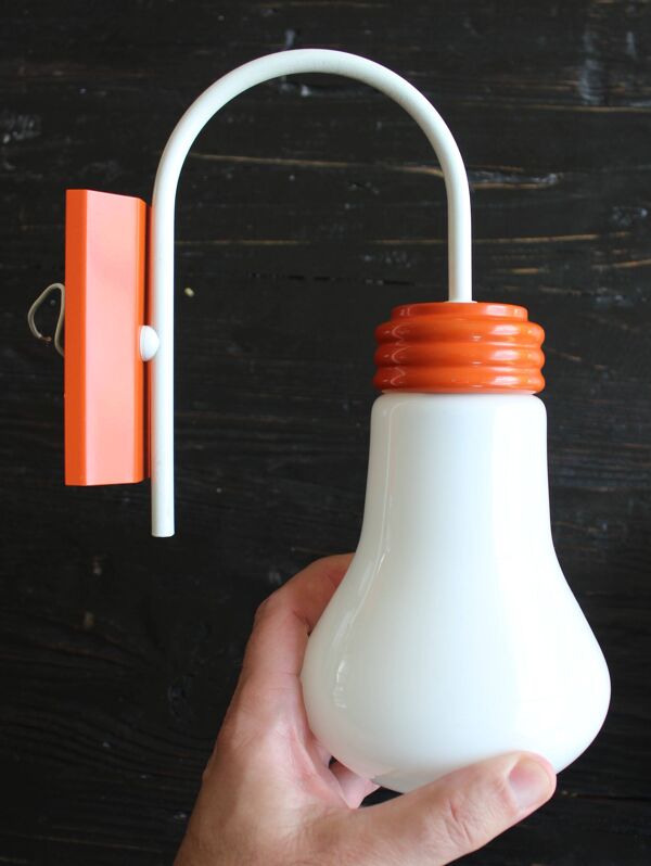 Ancienne paire d'appliques design 70 orange forme d'ampoule vintage