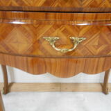 Half-moon dresser marqueted