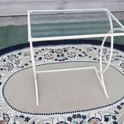 Bout de canapé, Petite Console Art Déco en Métal laqué Blanc, vers 1940