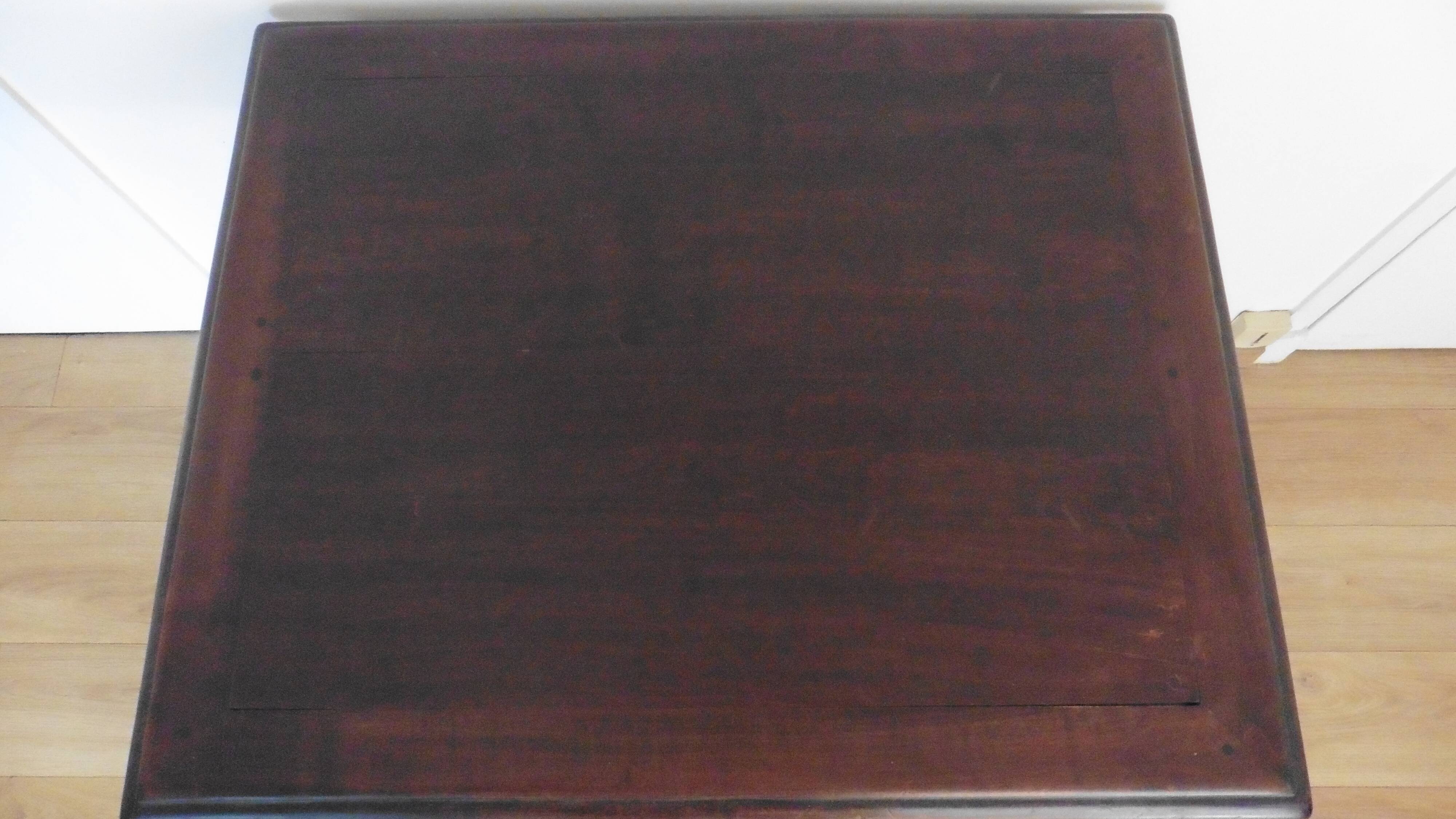 Small desk