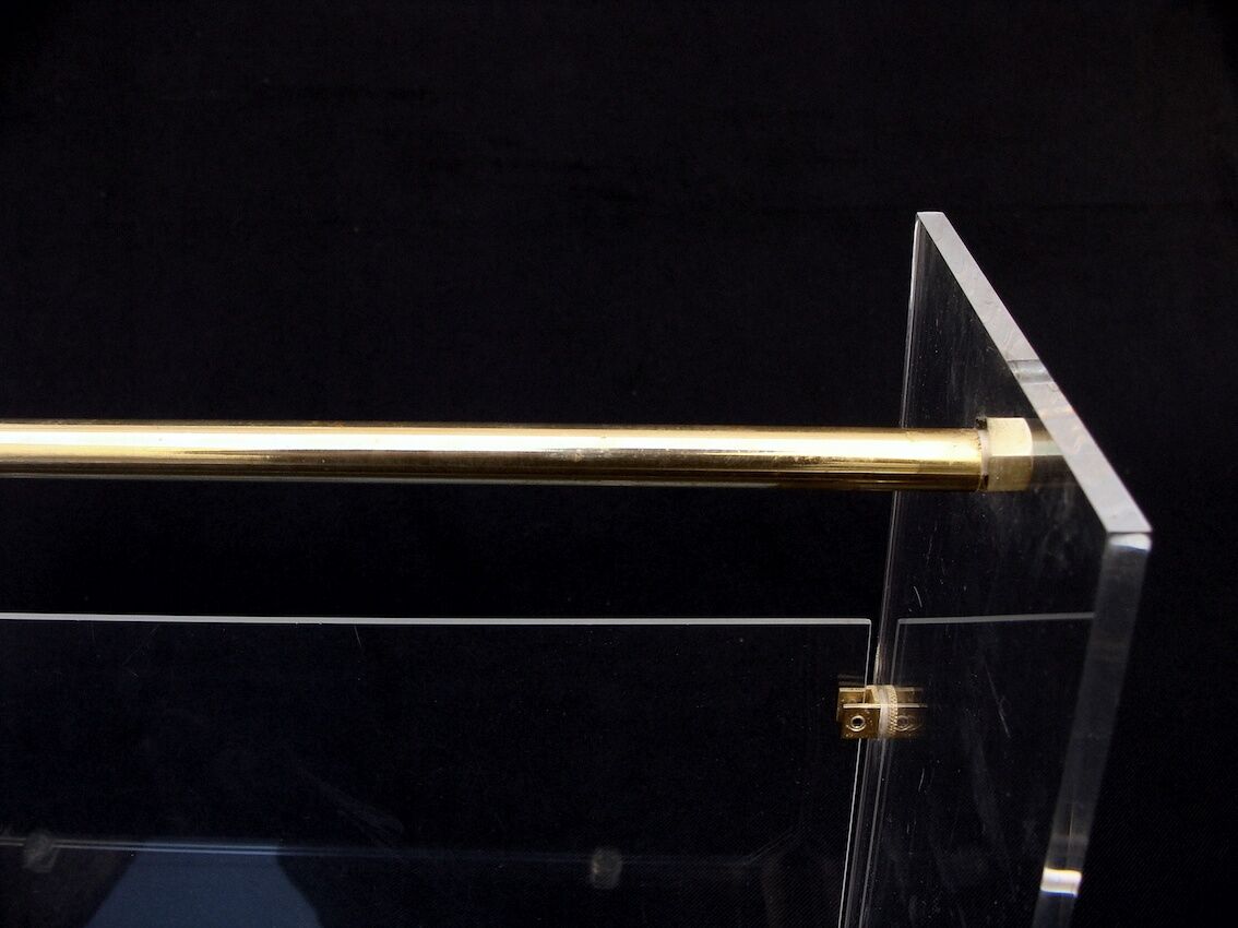 Vintage Plexiglas magazine holder