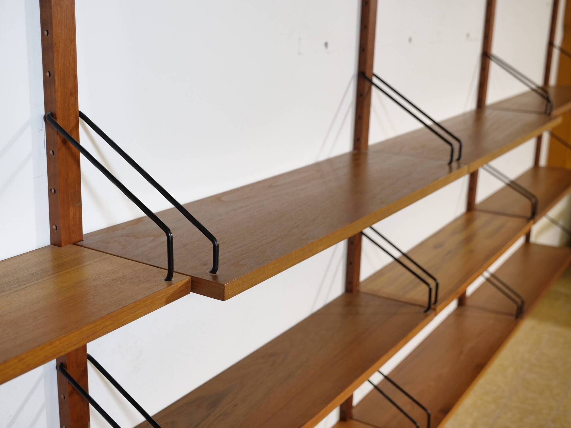 Shelving System in Teak by Poul Cadovius, Royal Model, Set of 25, 1960s