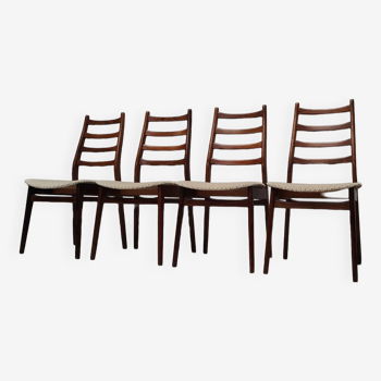 Quatre chaises de table à manger du milieu du siècle