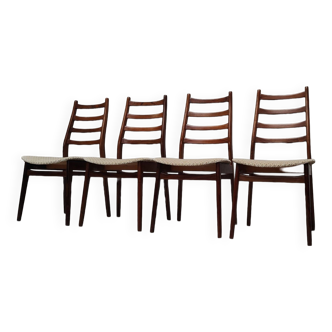 Quatre chaises de table à manger du milieu du siècle