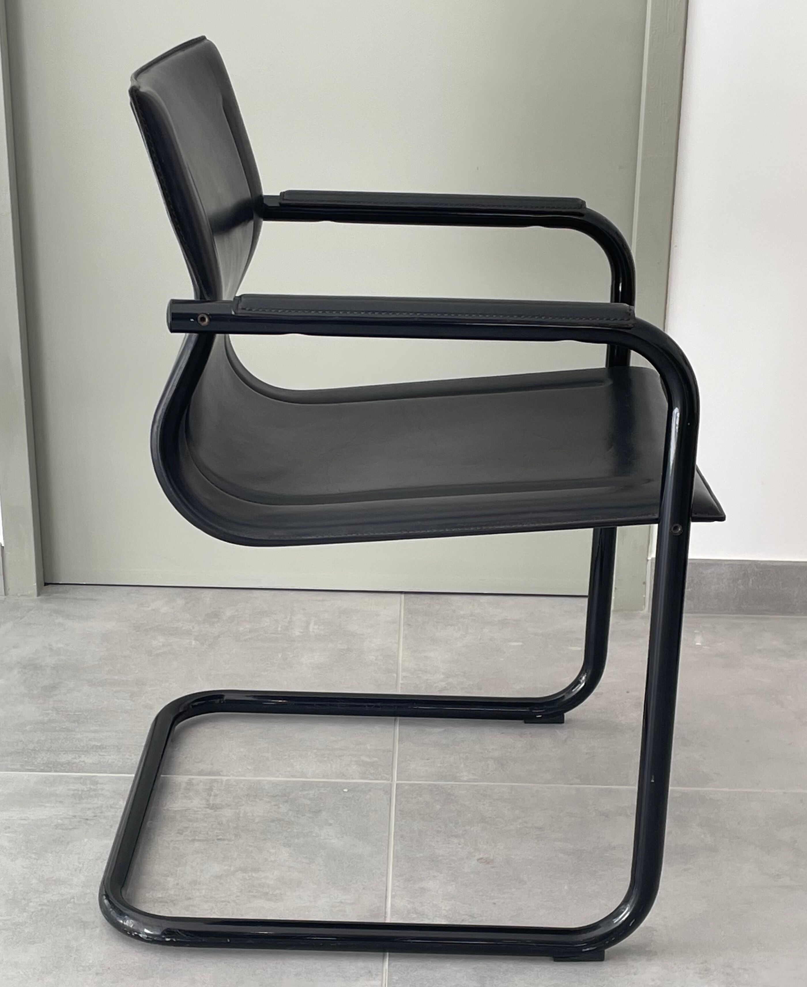 Office chair by Matteo Grassi