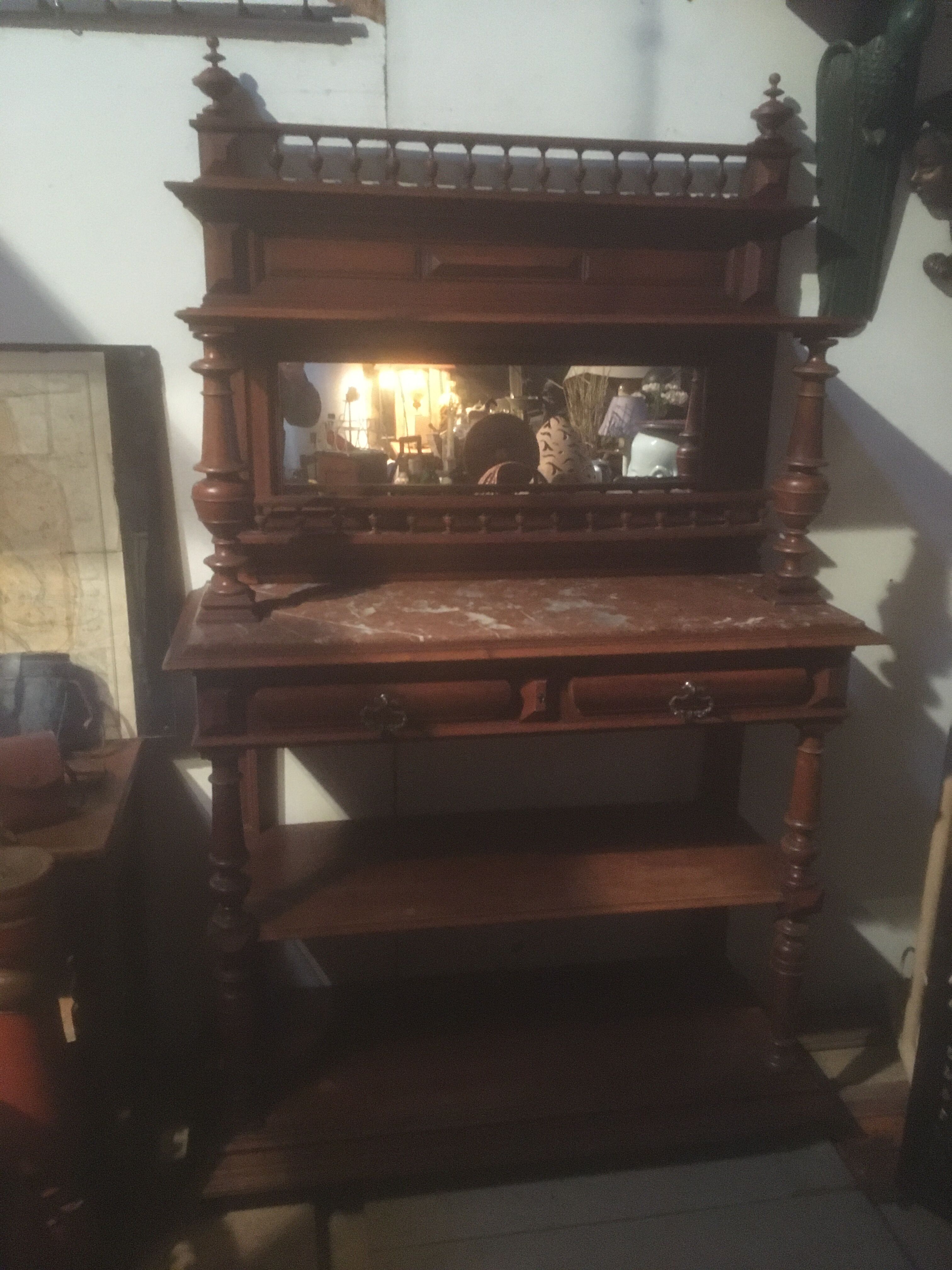 Service Henri ll in walnut, marble top