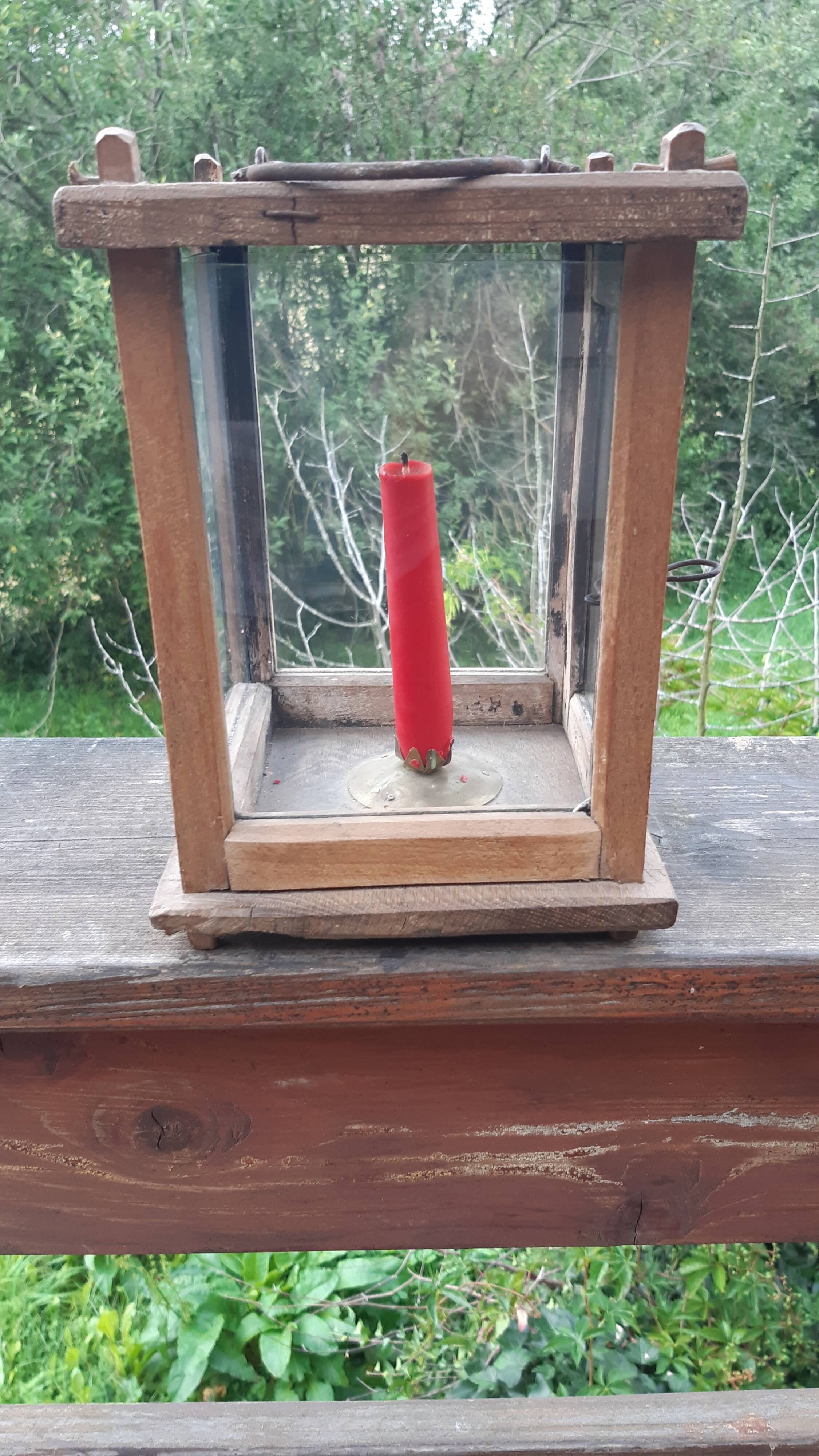 Lanterne en bois