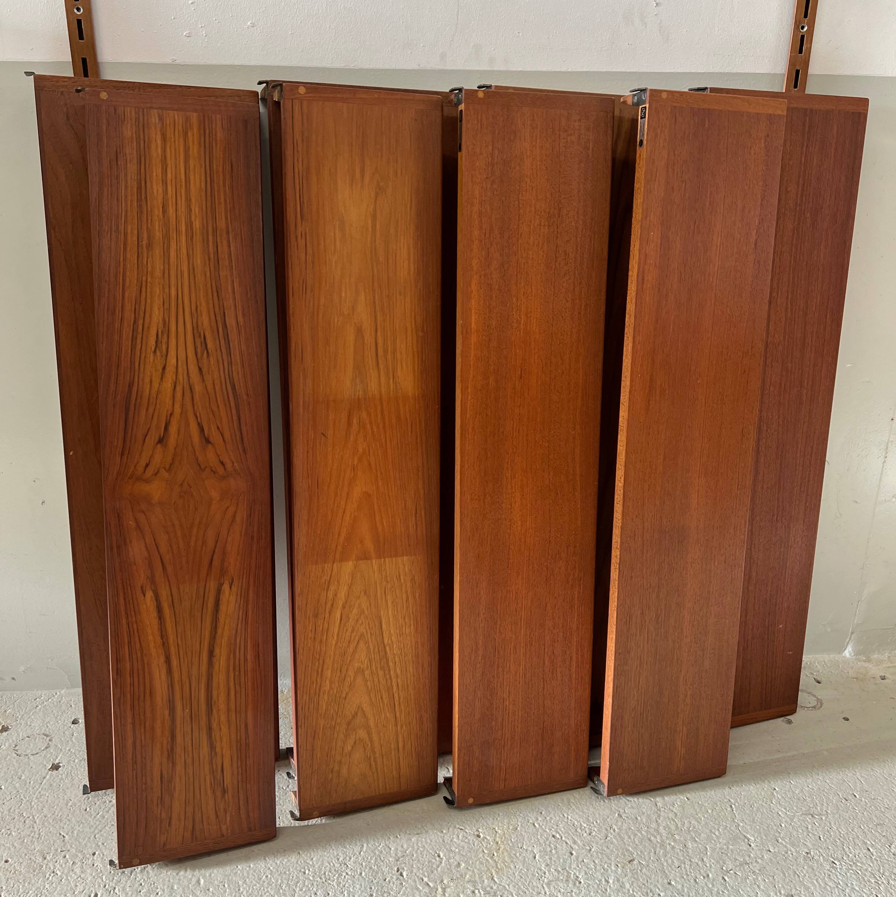 Kai Kristiansen Teak Shelving System, Felballes Møbler. Set of 8.