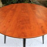 Industrial-style oval table D.Pro