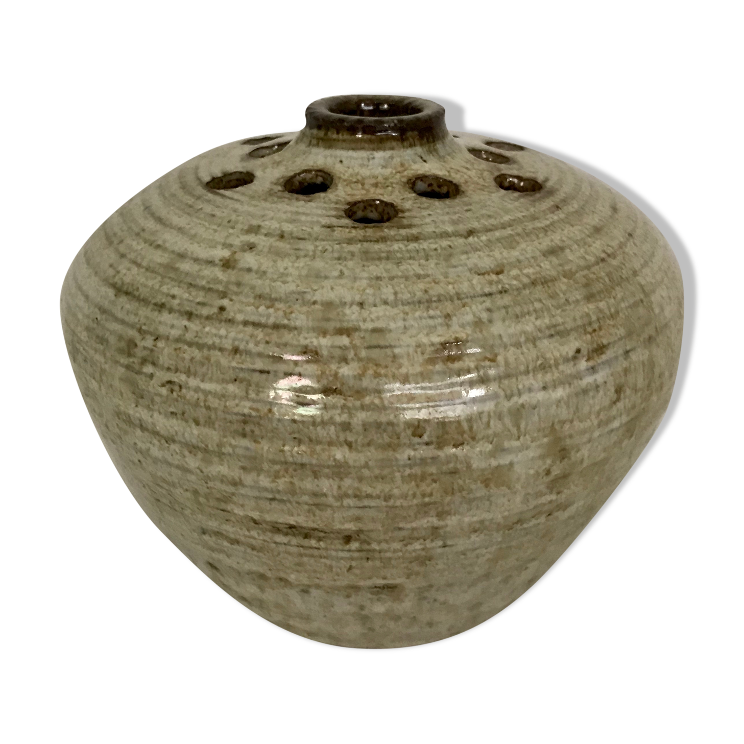Marcel Giraud's sandstone flower-picking vase in Vallauris, circa 1960