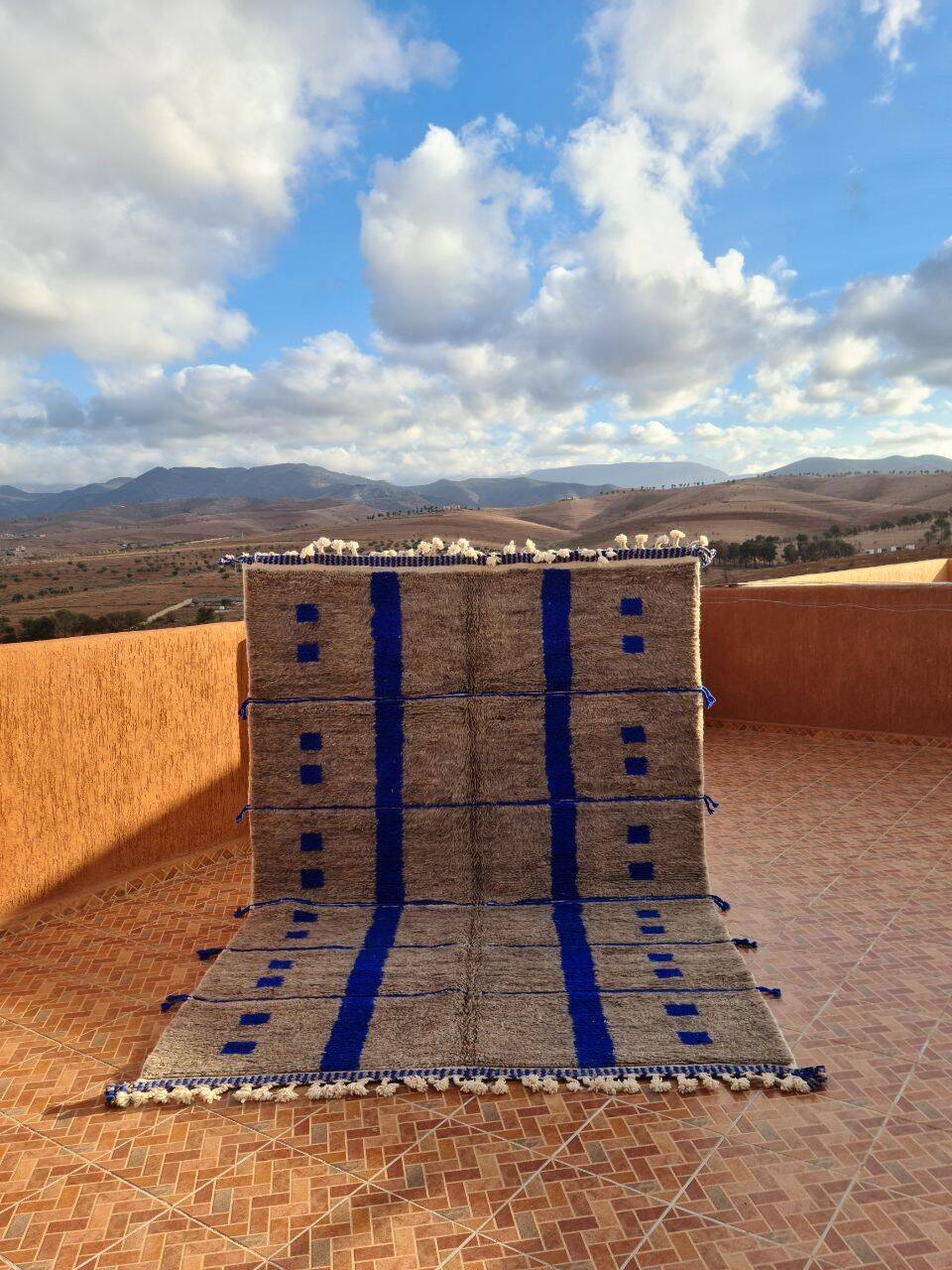 Moroccan Beni Ouarain Rug 3x2 m Hand Woven Wool with Blue Accents