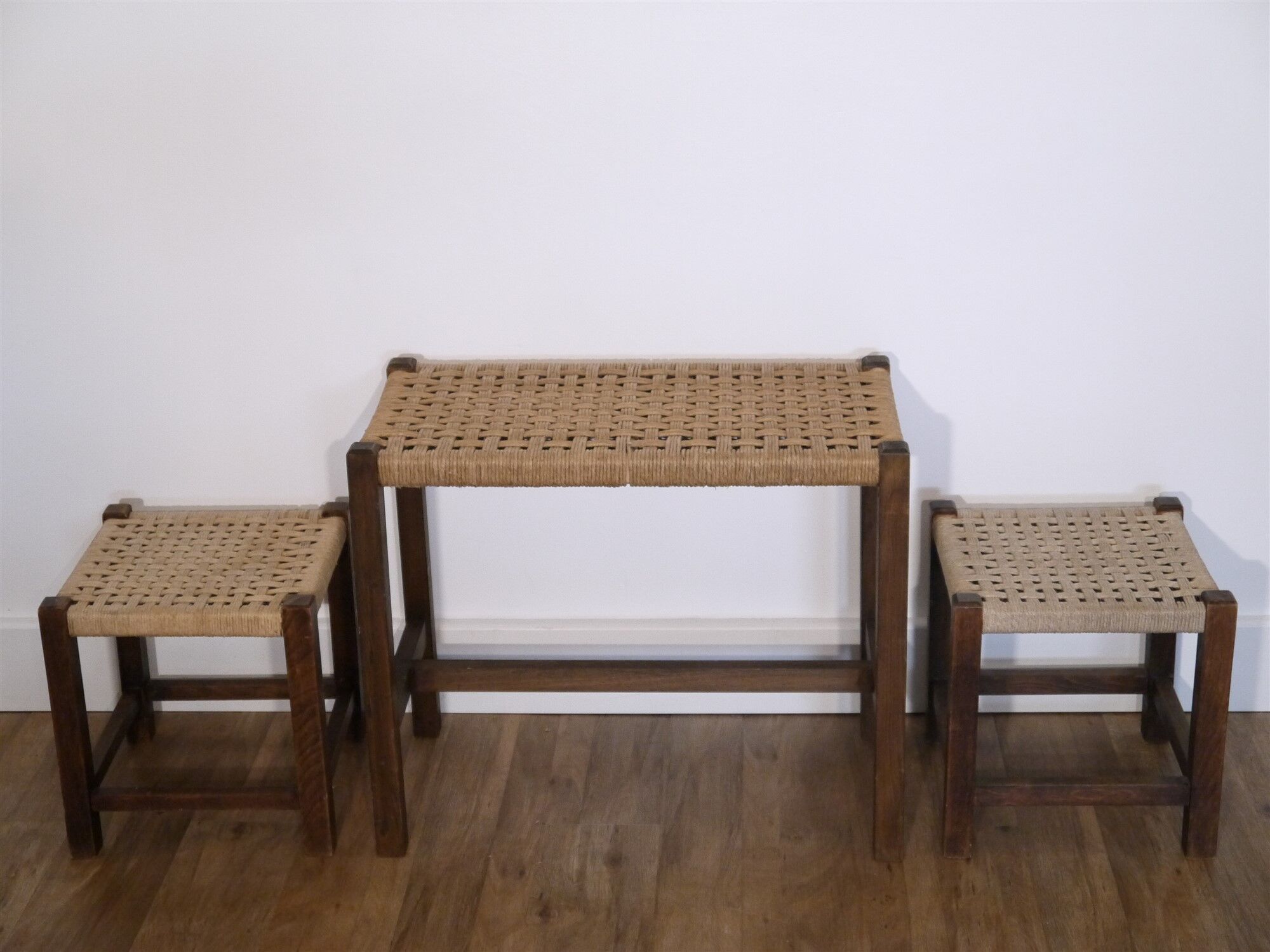 Ensemble de 3 tabourets vintage bois et corde