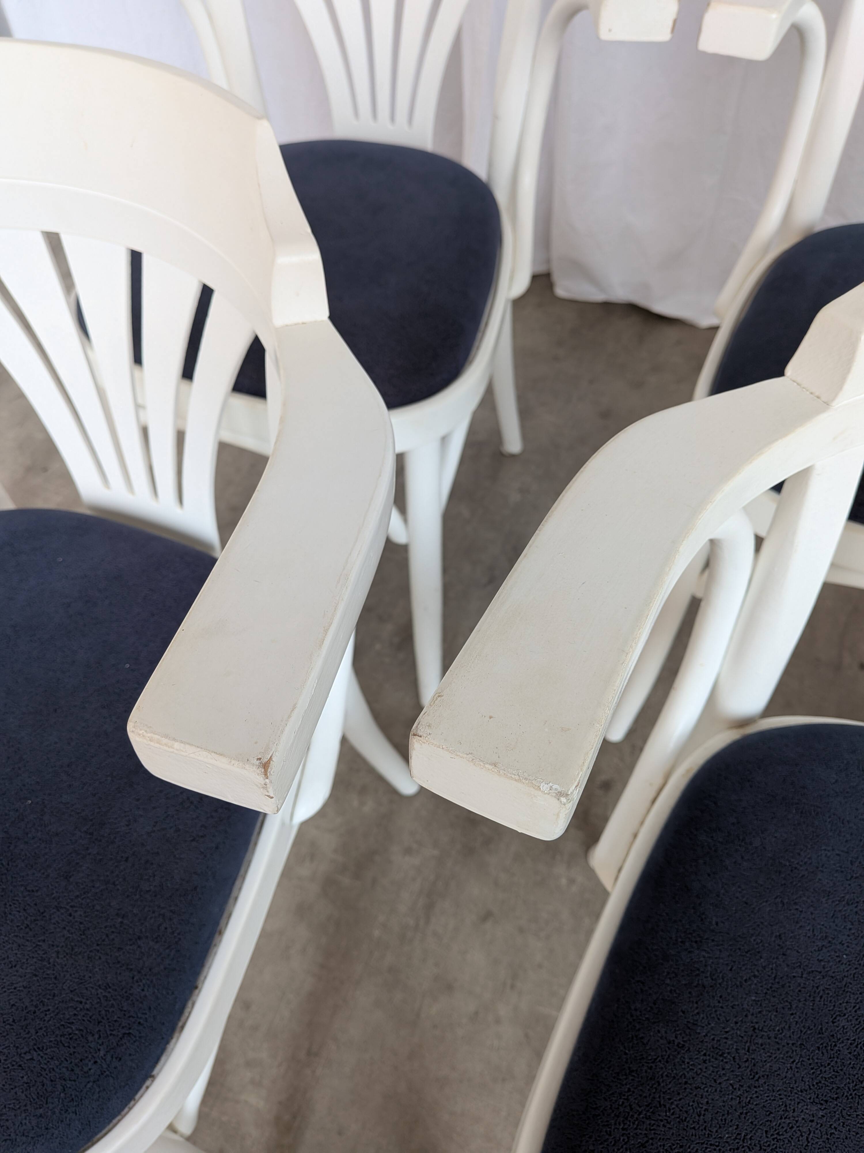 Ensemble de 6 chaises de salle à manger vintage en bois courbé blanc / fauteuil de style Thonet des années 1970