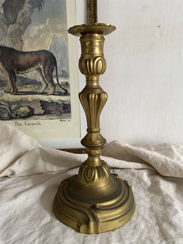 Grand bougeoir ancien en bronze  26 cm style Louis XV
