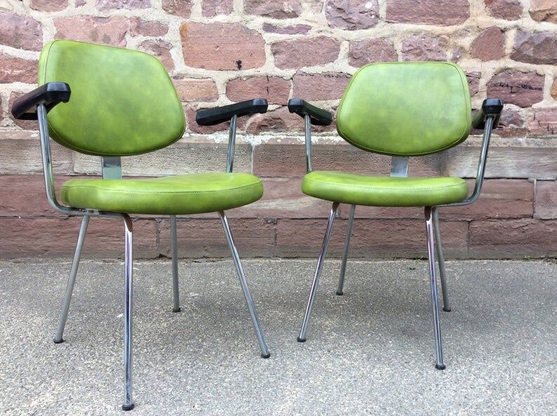 Pair of vintage mid-century 1960 chairs