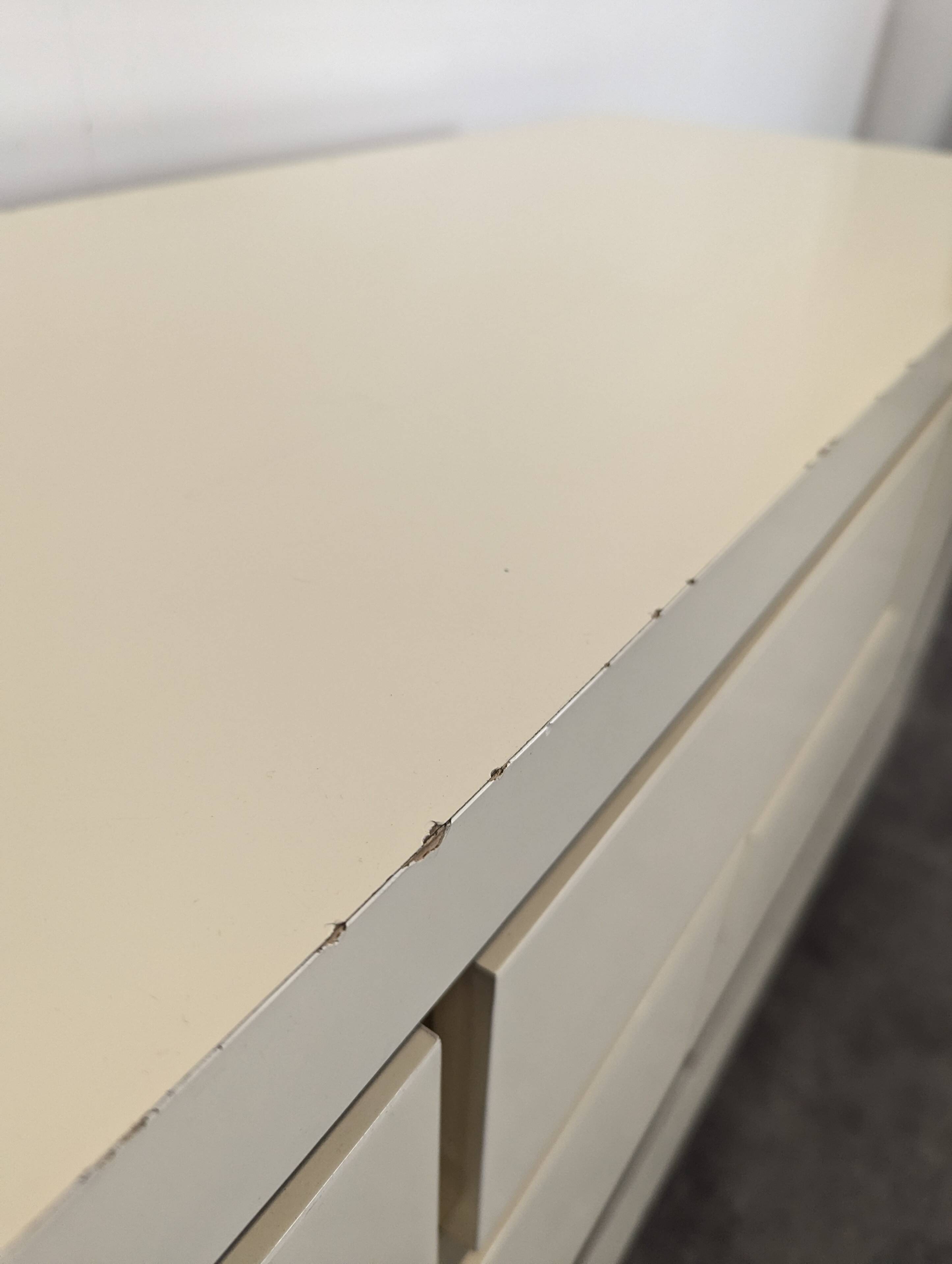 White lacquered enfilade by Jean Claude Mahey published by Rochebobois.
